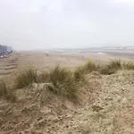 In St Idesbald With Sea Views, Cleaning Included Коксейде