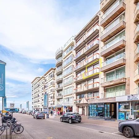 Apartamento In St Idesbald With Sea Views, Cleaning Included Koksijde