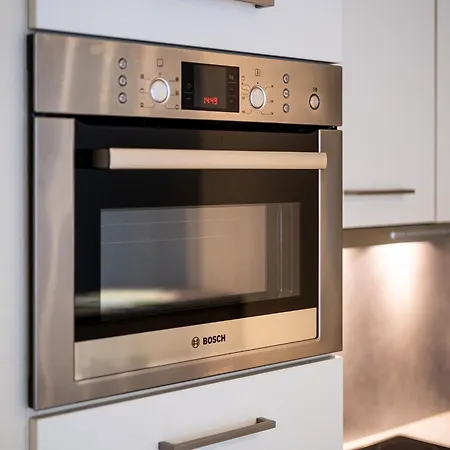 In St Idesbald With Sea Views, Cleaning Included 아파트 *