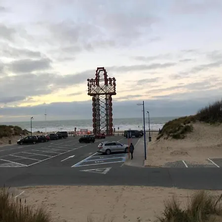 In St Idesbald With Sea Views, Cleaning Included *