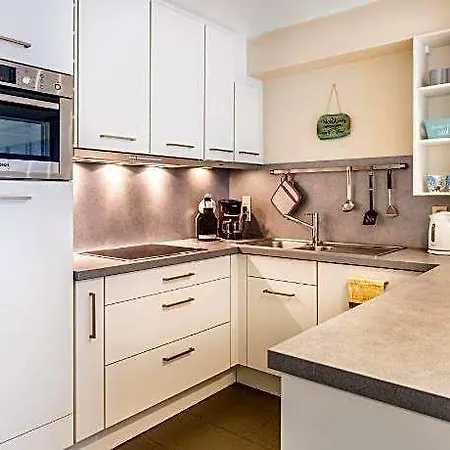 Apartament In St Idesbald With Sea Views, Cleaning Included