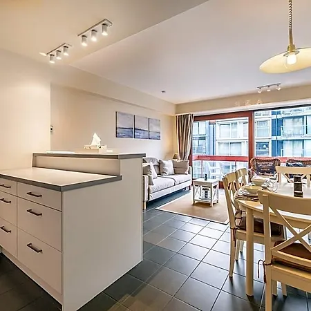 In St Idesbald With Sea Views, Cleaning Included